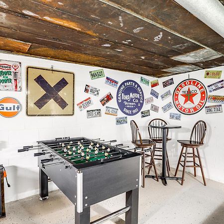 Updated Marshall Home With Fire Pit And Game Room! Εξωτερικό φωτογραφία