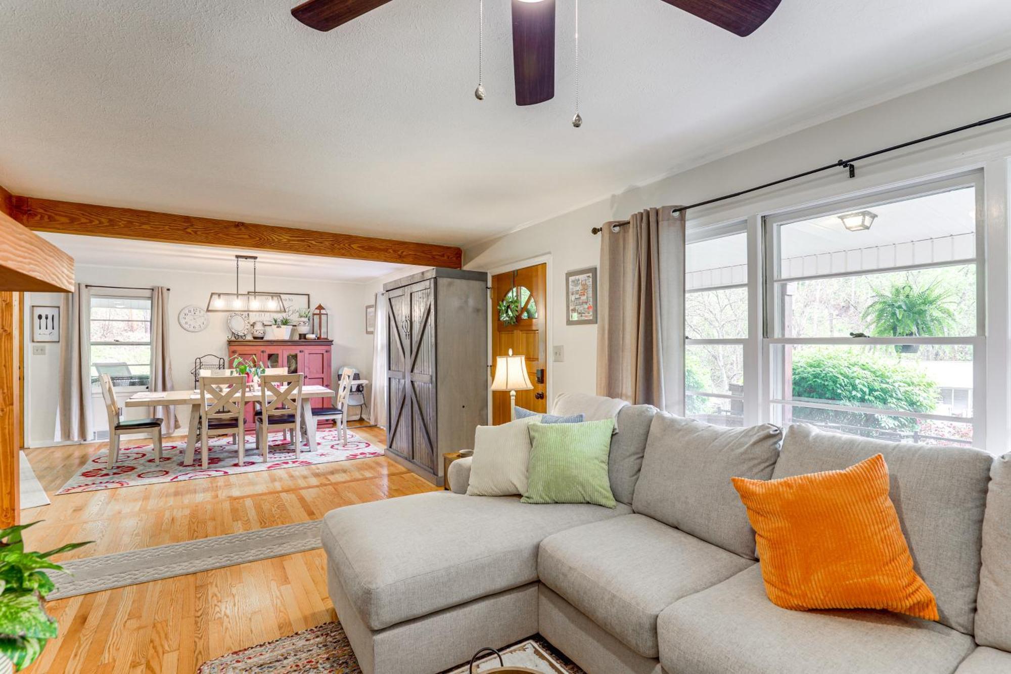 Updated Marshall Home With Fire Pit And Game Room! Εξωτερικό φωτογραφία