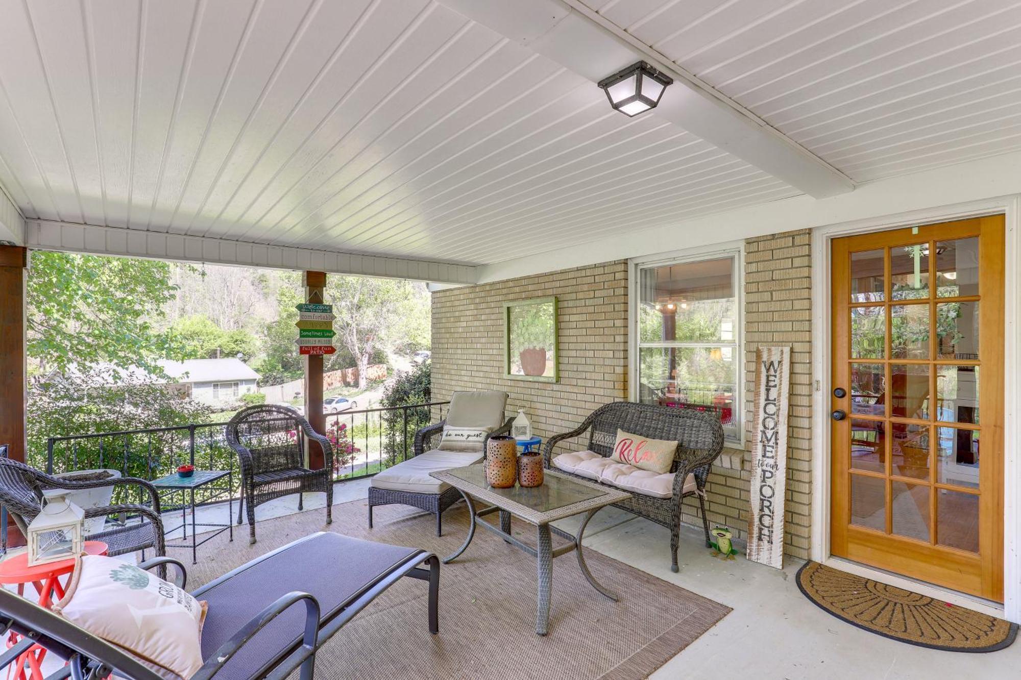Updated Marshall Home With Fire Pit And Game Room! Εξωτερικό φωτογραφία